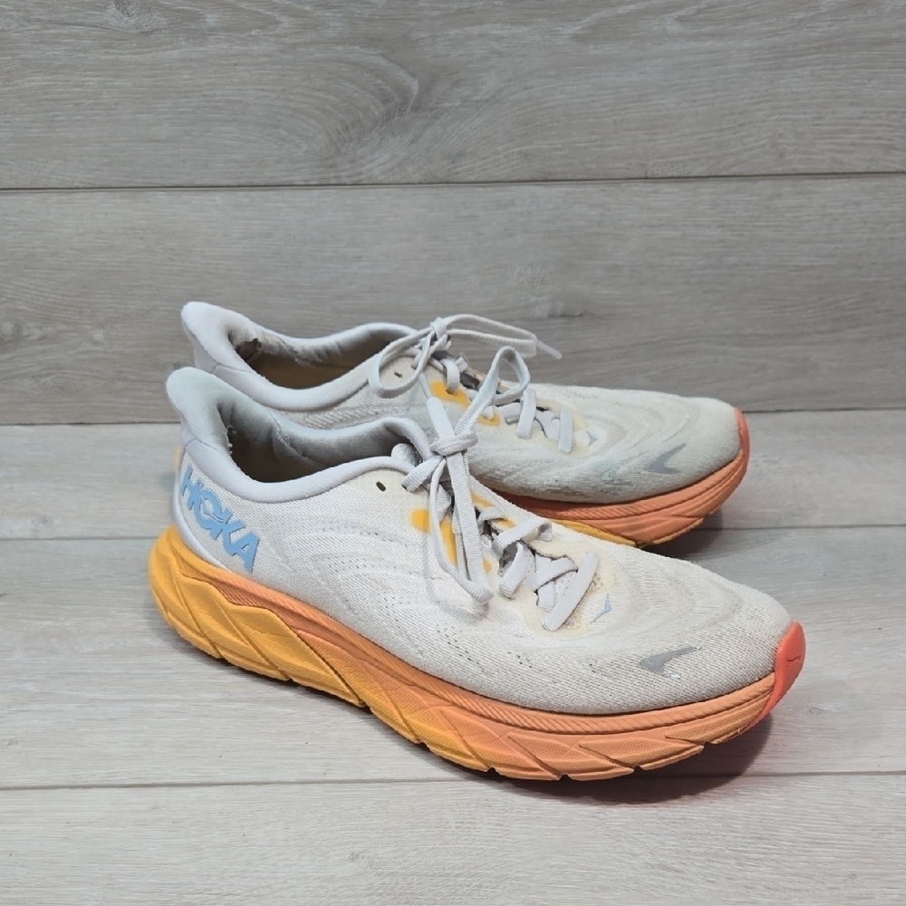 HOKA One One Women's Arahi 6 Running Shoes Athletic Sneakers Sz 8B